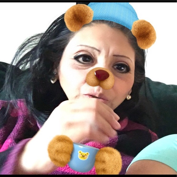 Meet your Posher, Ana - Picture 1 of 1